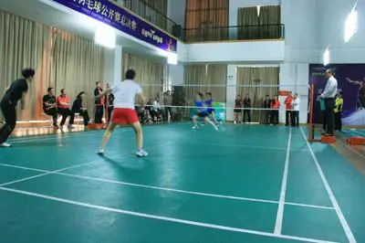 进攻中更加 进攻中更加