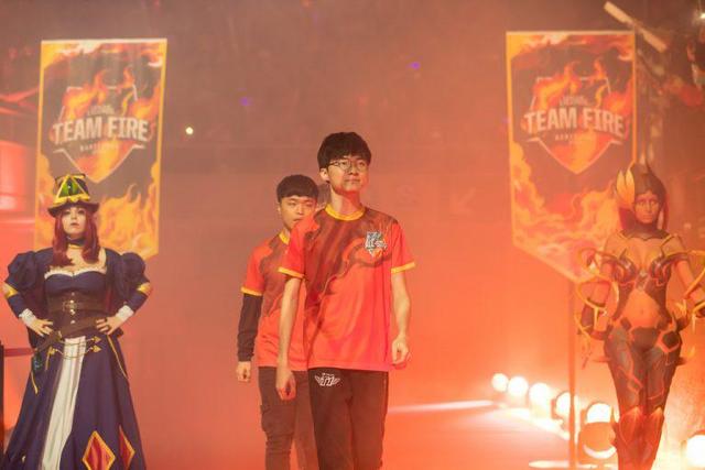 在世界足坛 在世界足坛