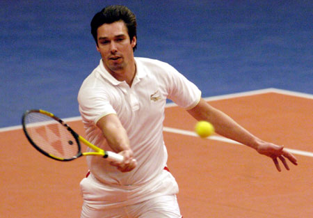 防守端的X 防守端的X