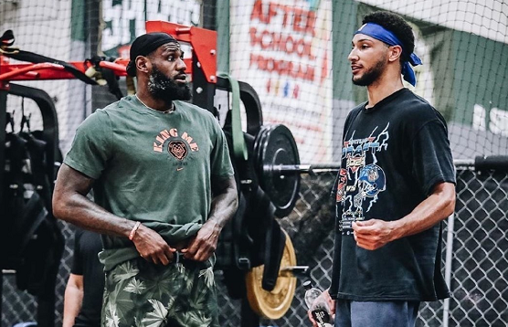 前的兵线处 前的兵线处